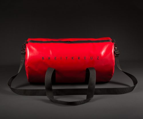 Breitkreuz Sporttasche aus rotem Planenstoff